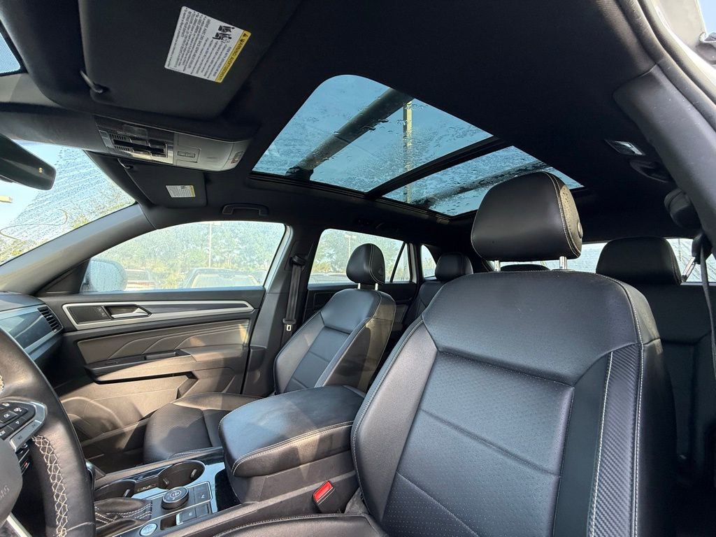 Used 2021 Volkswagen Atlas Cross Sport SEL image 21