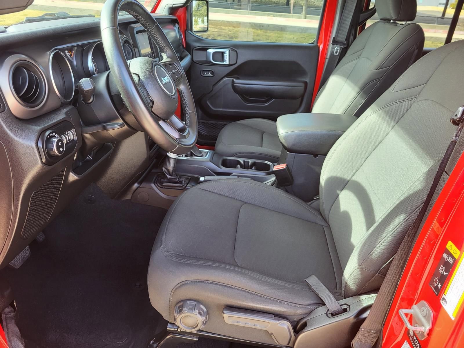 Used 2022 Jeep Gladiator Willys image 25