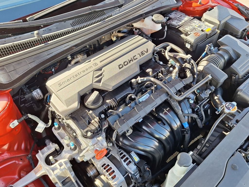 Certified 2021 Hyundai Elantra SE image 27