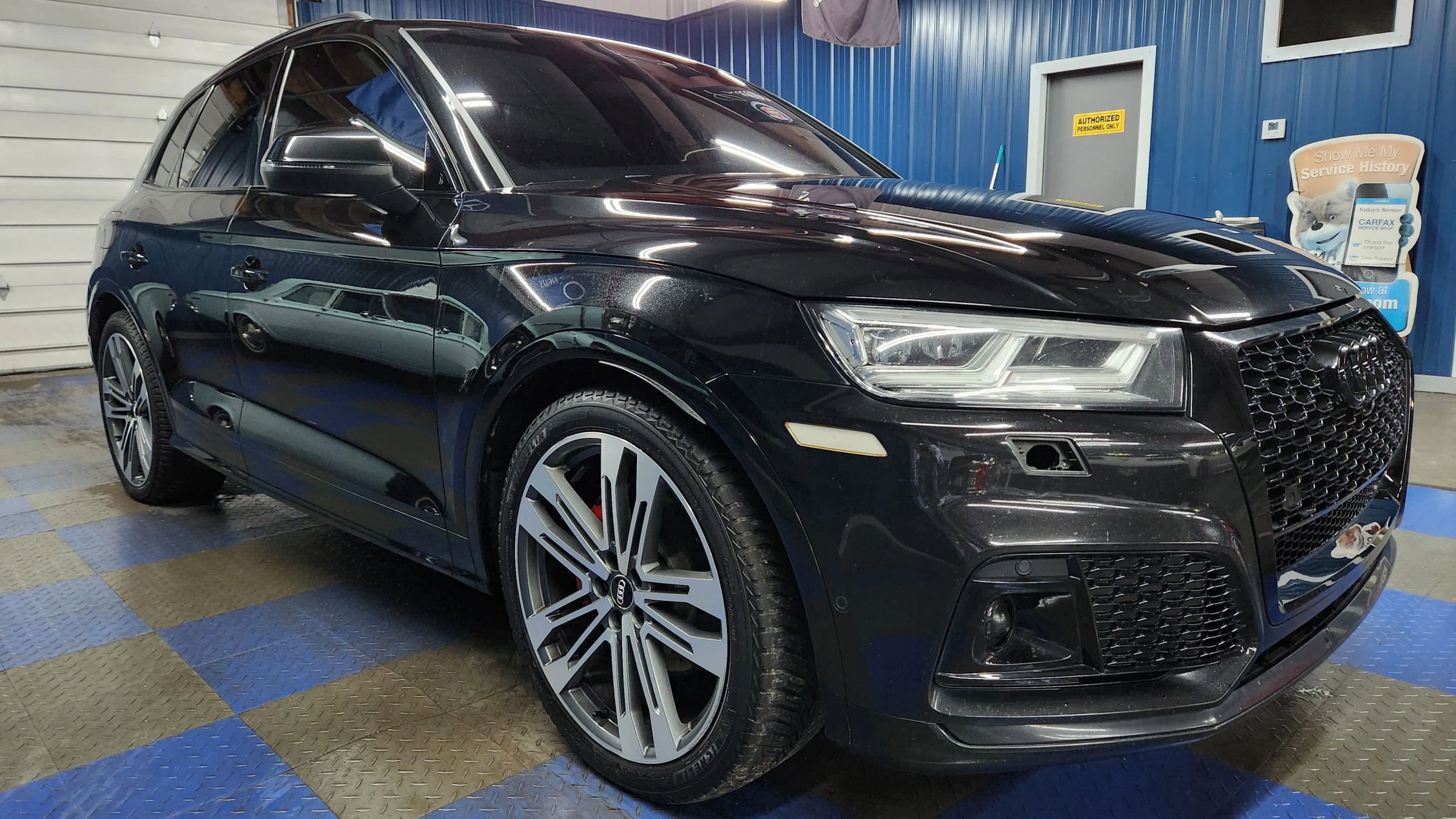 Used 2019 Audi SQ5 Prestige image 2