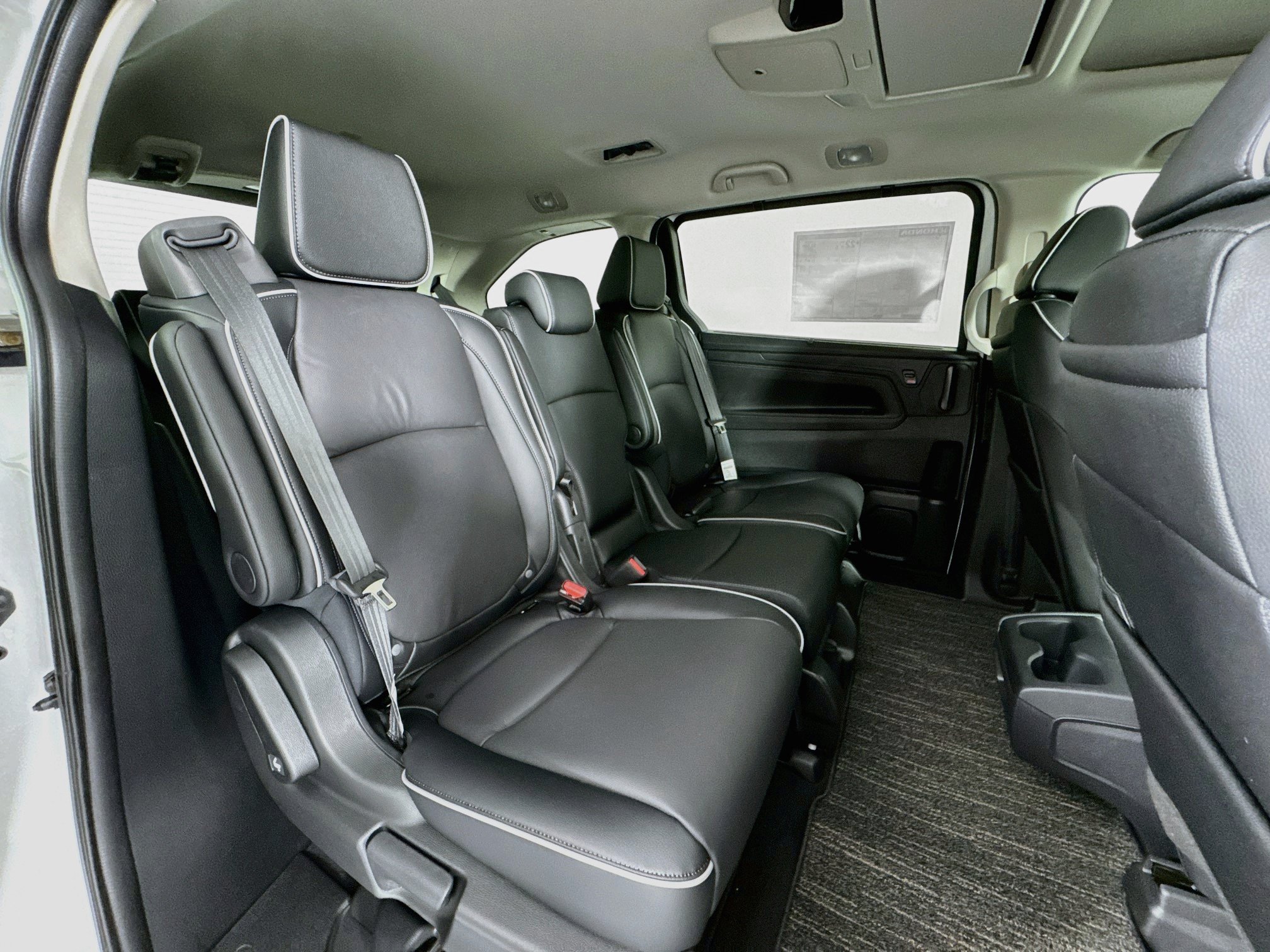 New 2027 Honda Odyssey Touring image 30