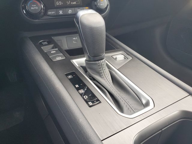 New 2026 Nissan Kicks SV FWD image 20