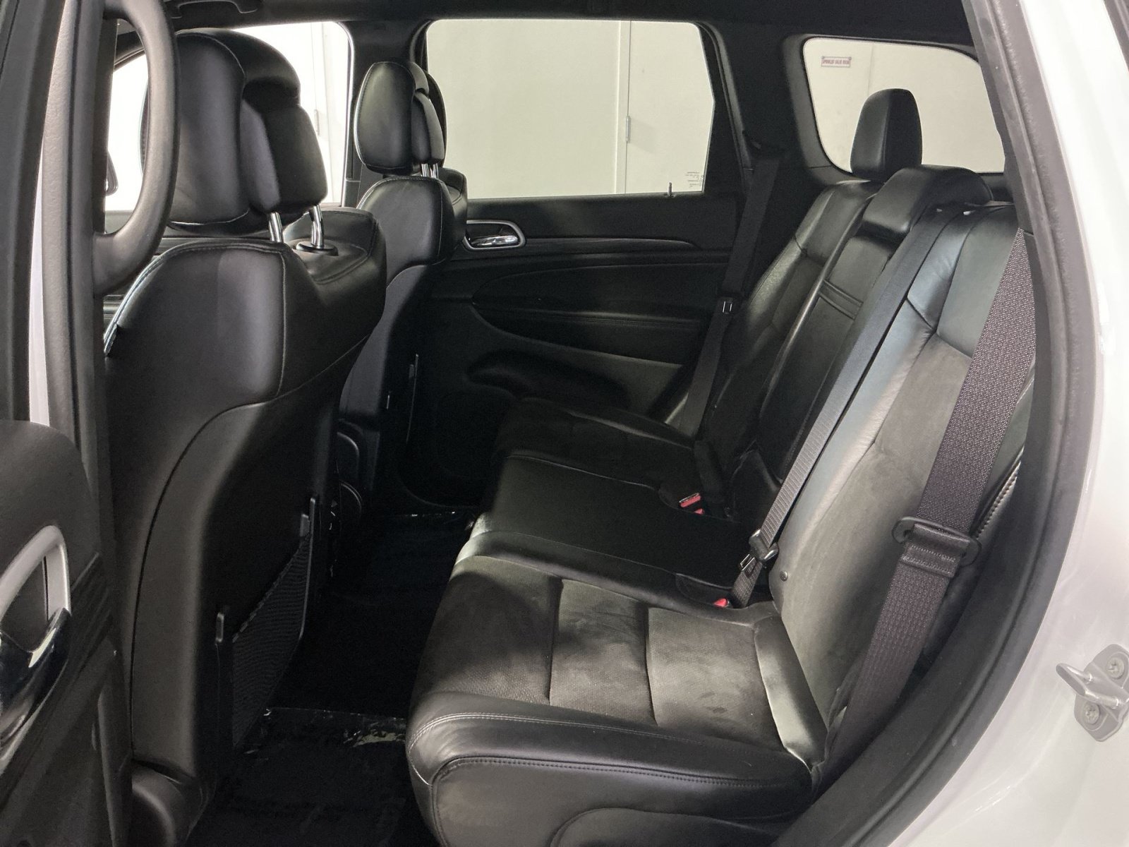 Used 2021 Jeep Grand Cherokee Laredo X AWD/4WD image 25