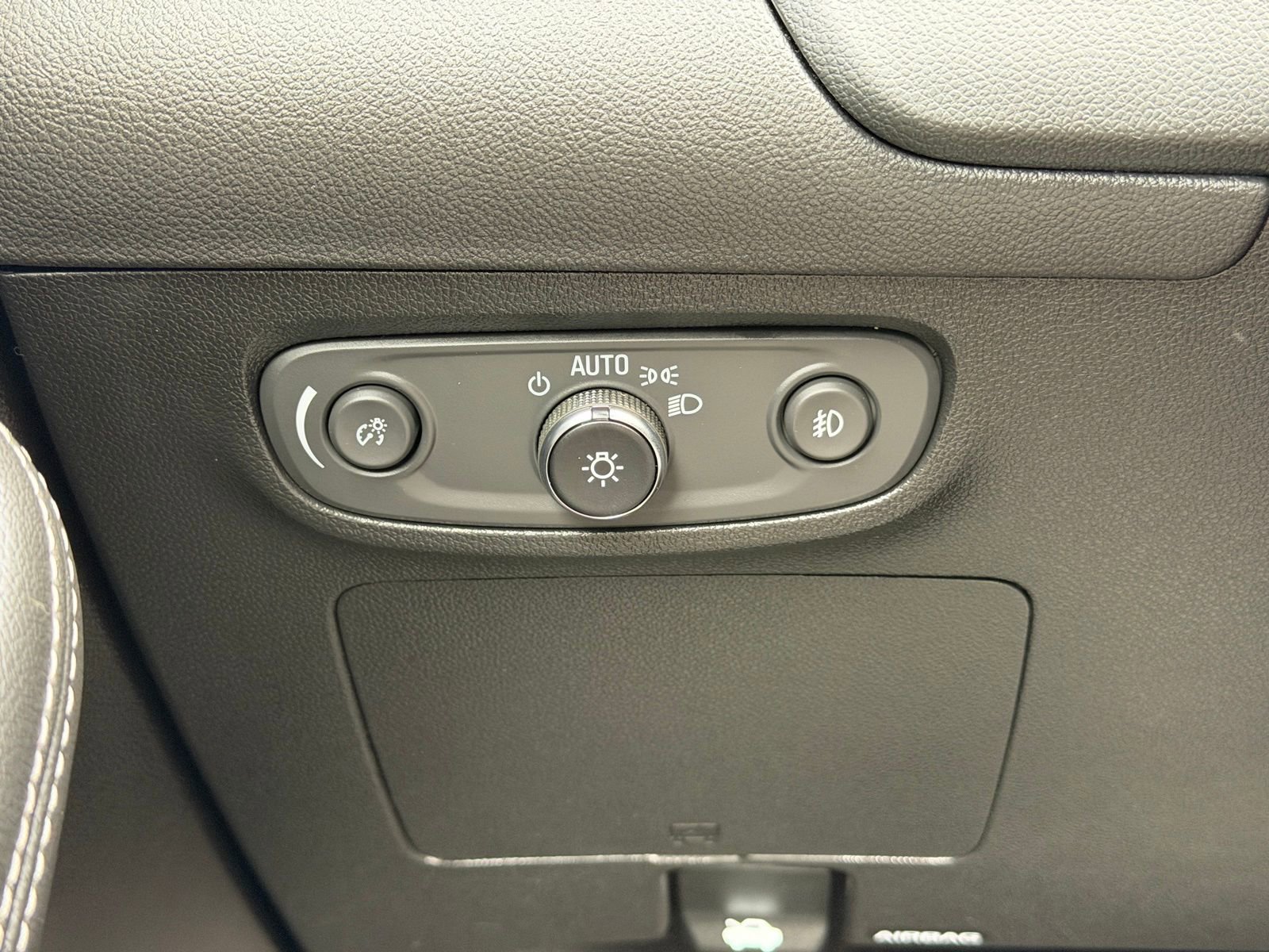 Used 2023 Buick Encore GX Preferred w/ Cold Weather Comfort Package image 12