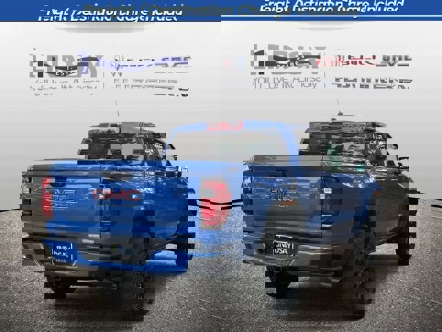 New 2026 GMC Canyon Elevation w/ Convenience Package image 2