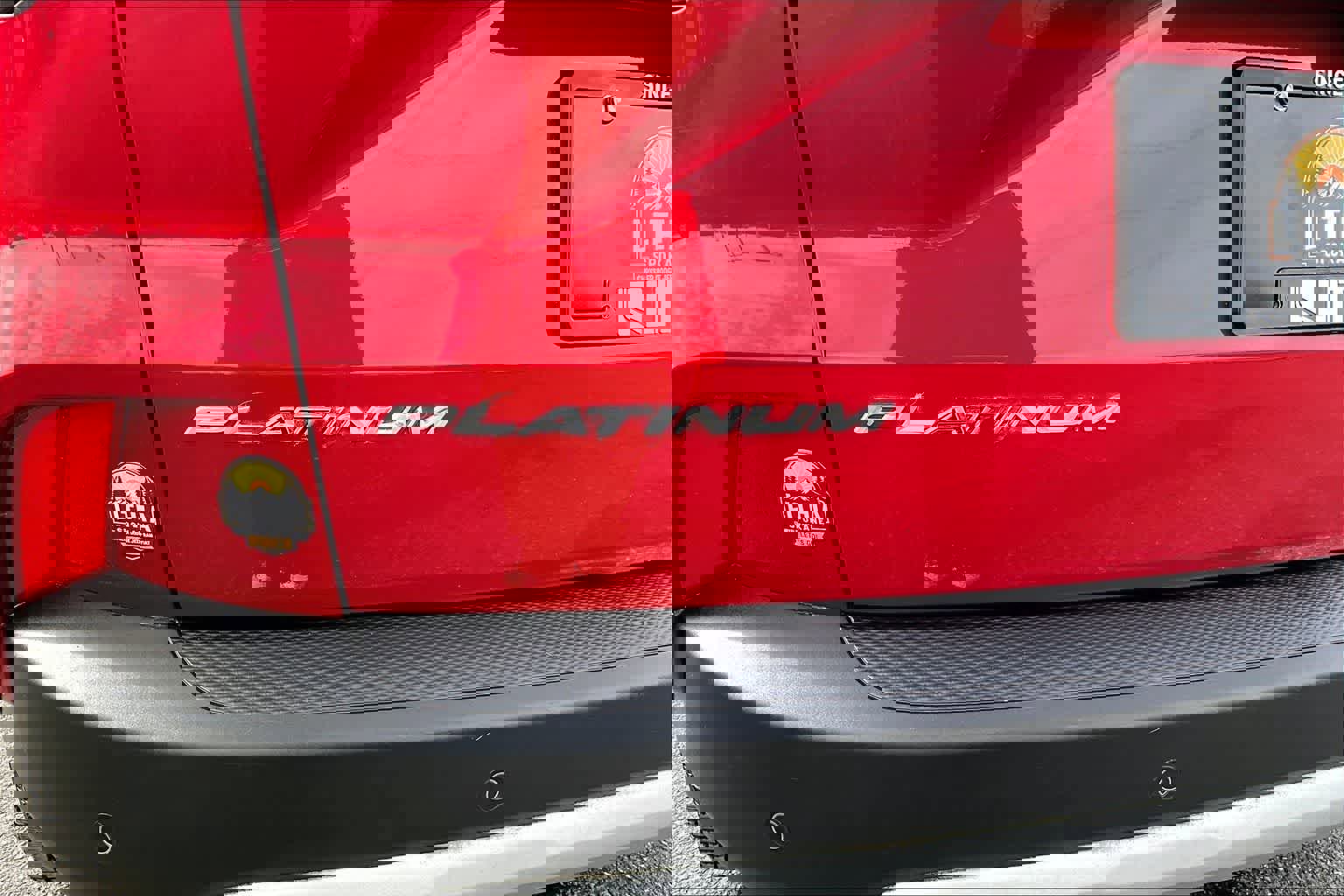 Used 2024 Ford Escape Platinum image 7