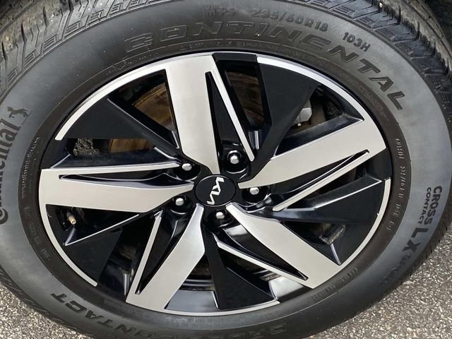 Used 2022 Kia Sorento S image 27