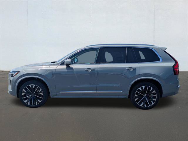 New 2026 Volvo XC90 T8 Plus w/ Protection Package Premier AWD/4WD image 3