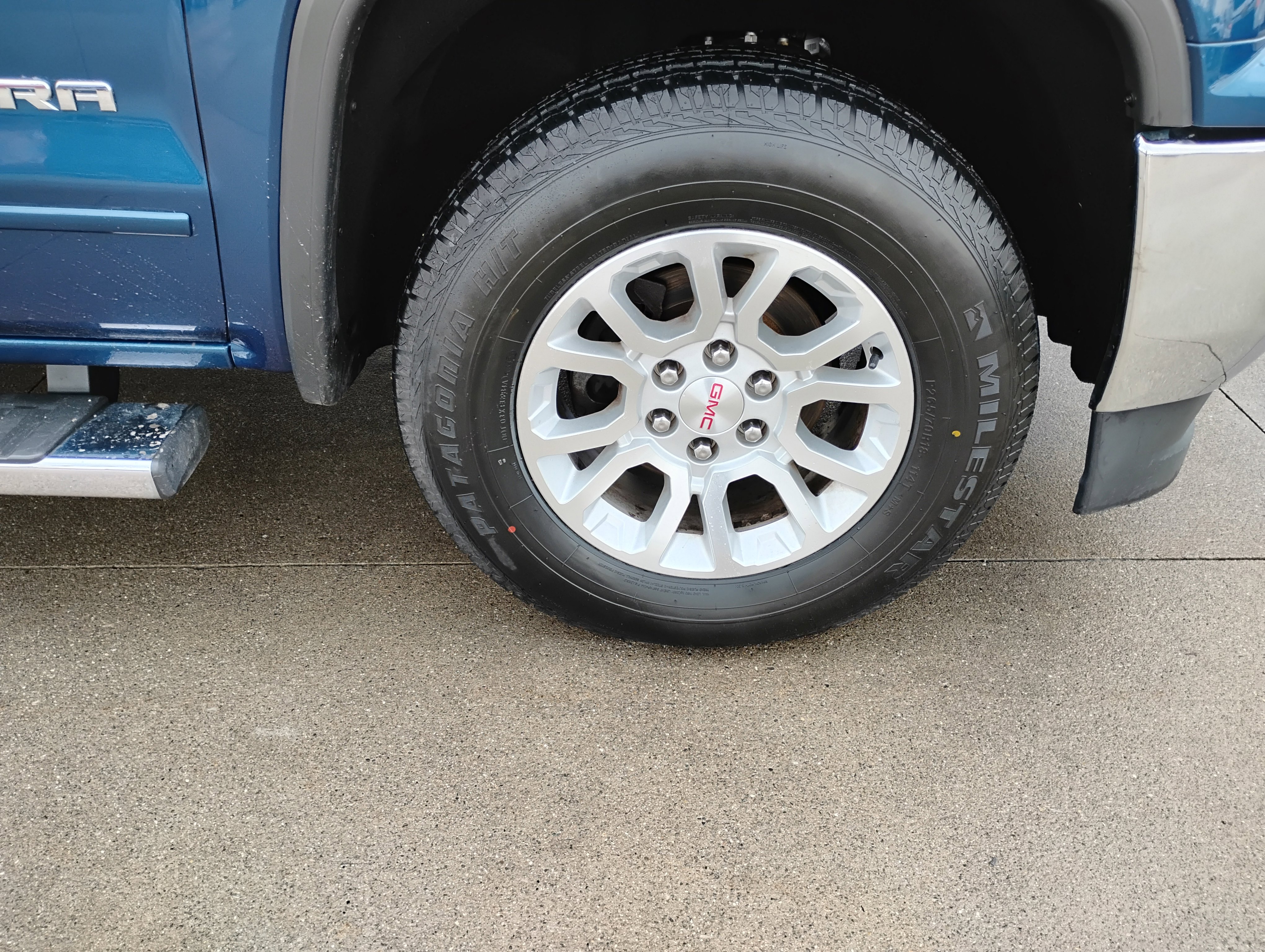 Used 2017 GMC Sierra 1500 SLE w/ SLE Value Package image 25