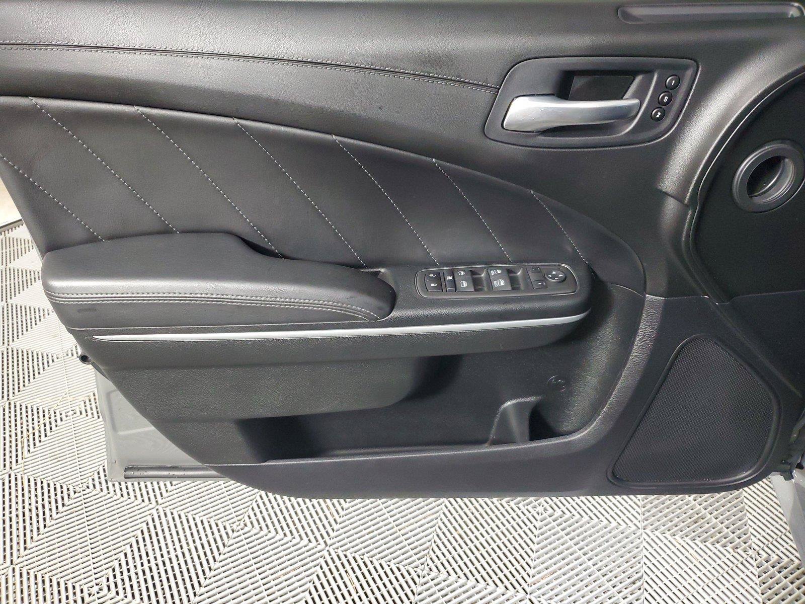 Used 2023 Dodge Charger Scat Pack RWD image 18