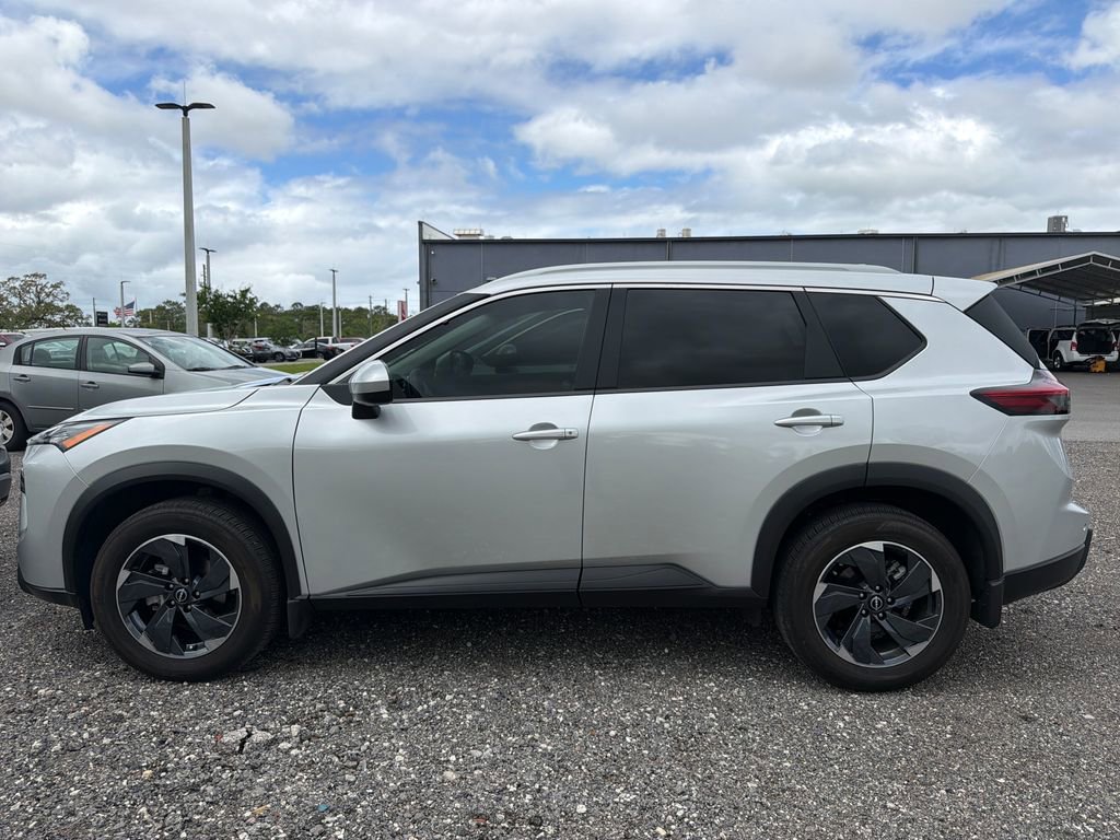 Certified 2024 Nissan Rogue SV w/ SV Premium Package image 8