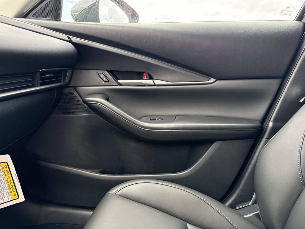 New 2026 MAZDA CX-30 AWD 2.5 S w/ Select Sport Pkg image 30