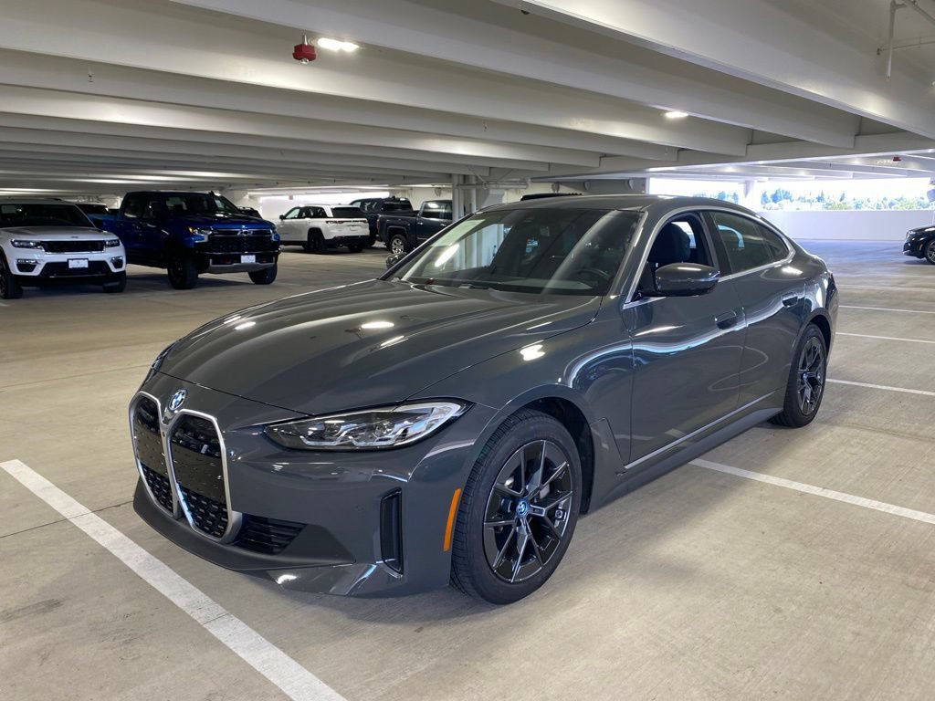 Used 2023 BMW i4 eDrive35 w/ Premium Package RWD image 1