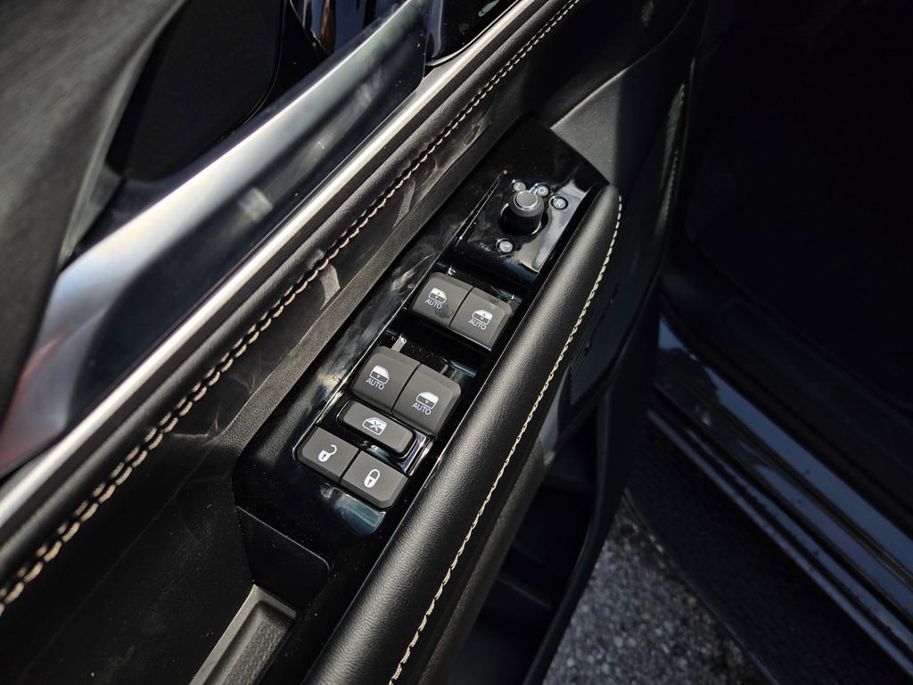 New 2026 Jeep Grand Wagoneer Limited AWD/4WD image 11