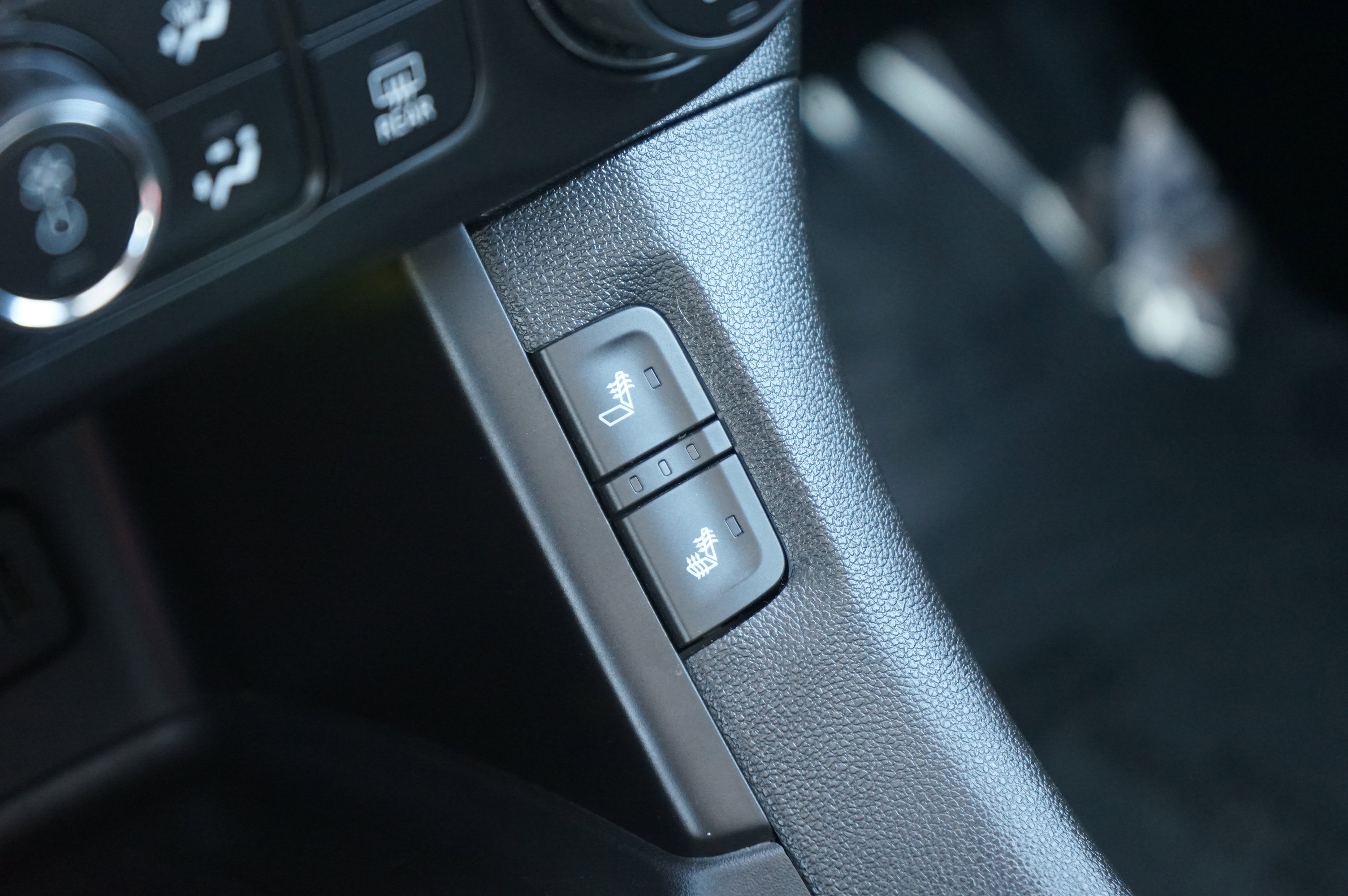 Used 2019 GMC Acadia SLE image 24