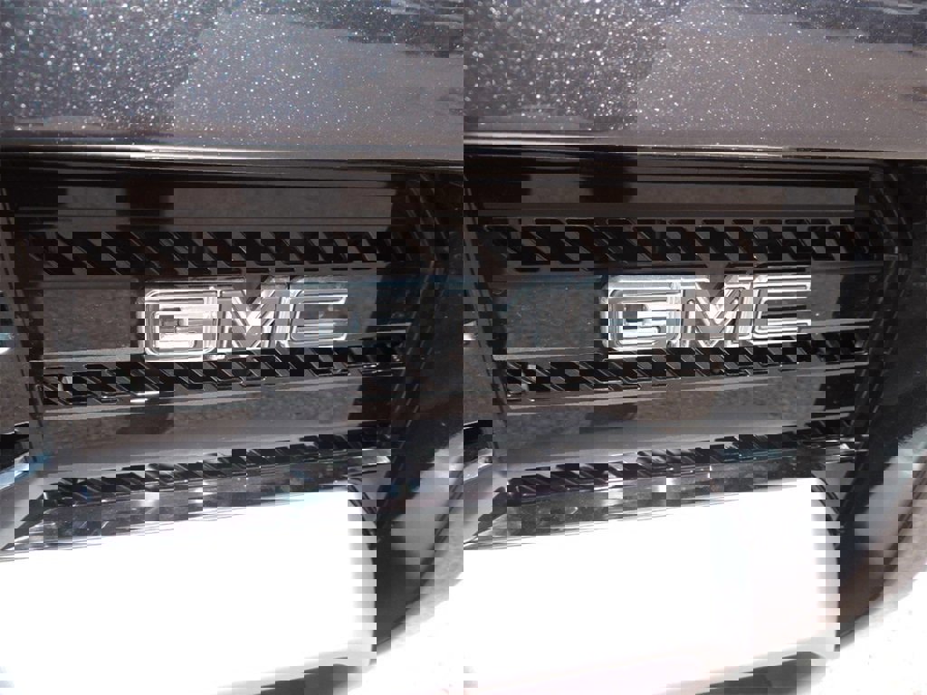 New 2025 GMC Hummer EV 2X image 3