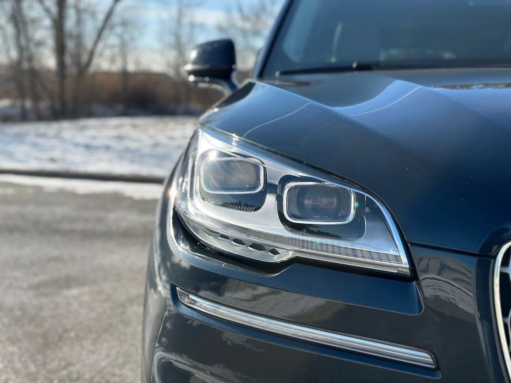 Used 2021 Lincoln Aviator Reserve w/ Equipment Group 202A image 10