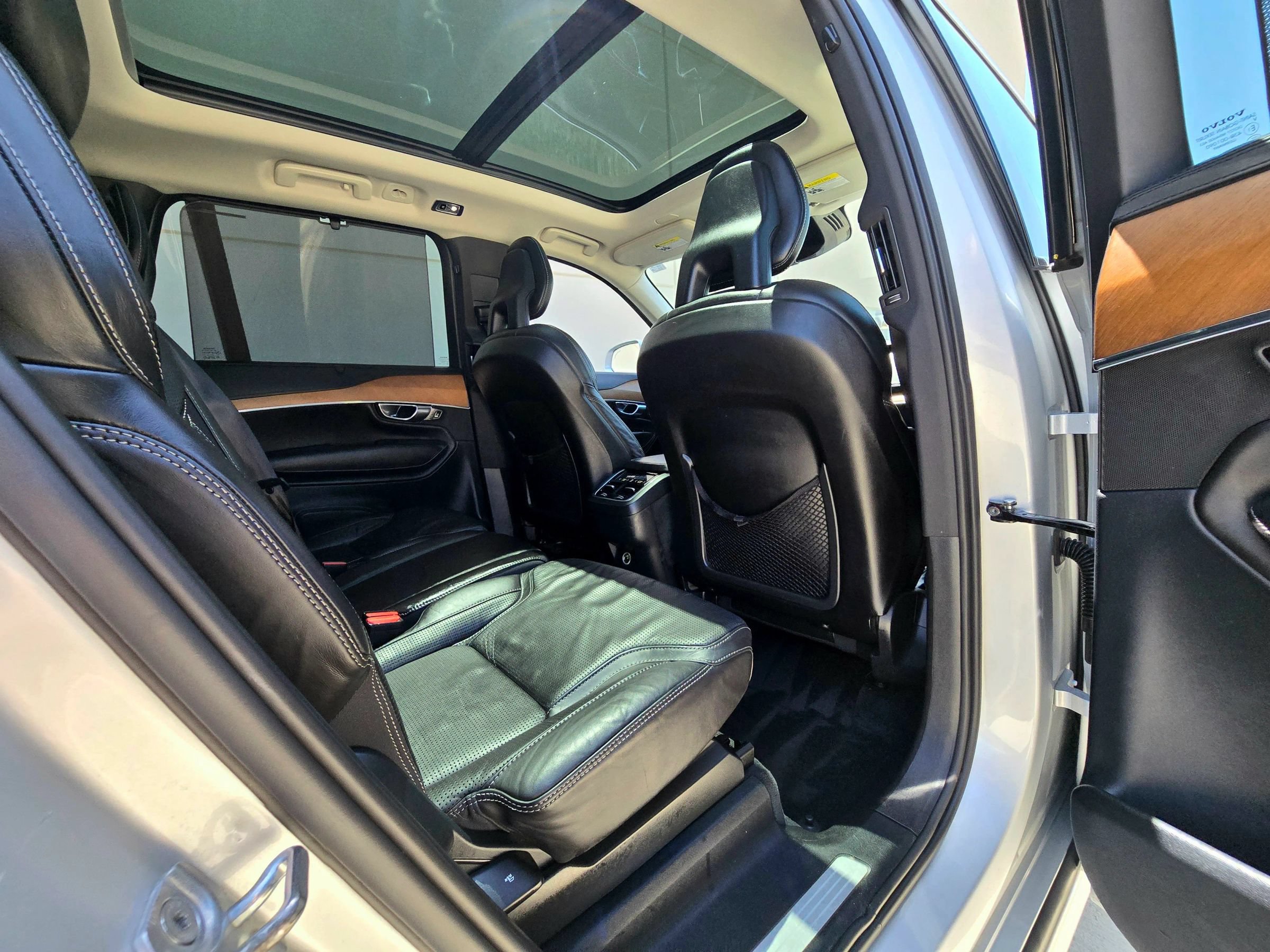 Used 2016 Volvo XC90 T6 Inscription w/ Vision Package AWD/4WD image 48