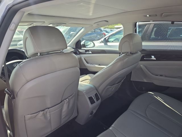 Used 2015 Hyundai Sonata Limited w/ Option Group 05 image 13