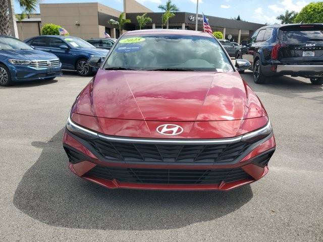 Certified 2025 Hyundai Elantra Sport image 2