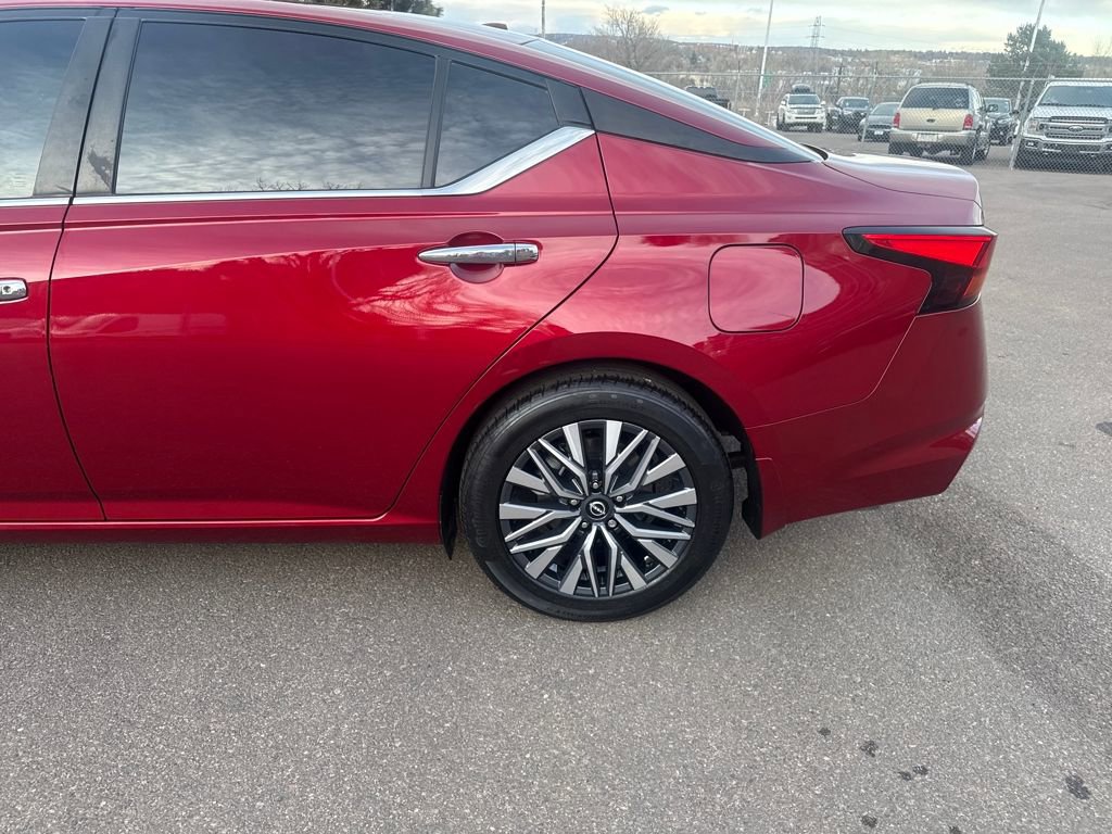 Used 2023 Nissan Altima 2.5 SV image 32