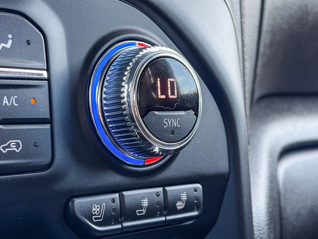 Used 2020 GMC Sierra 1500 AT4 w/ AT4 Premium Package image 29