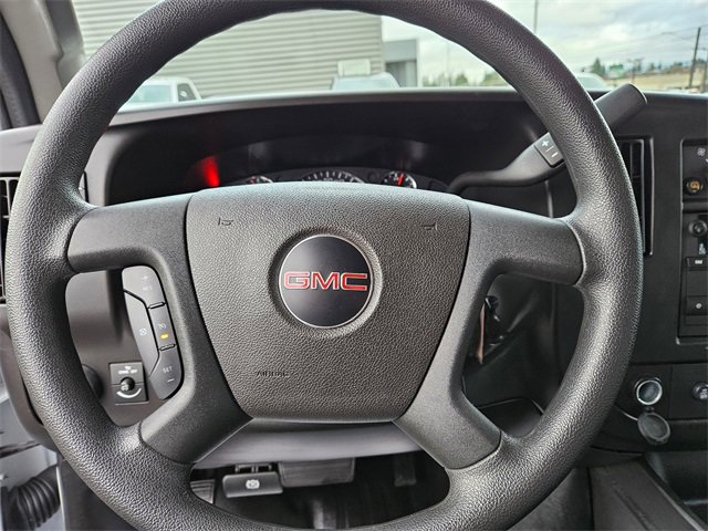 Used 2024 GMC Savana 2500 w/ Driver Convenience Package image 18