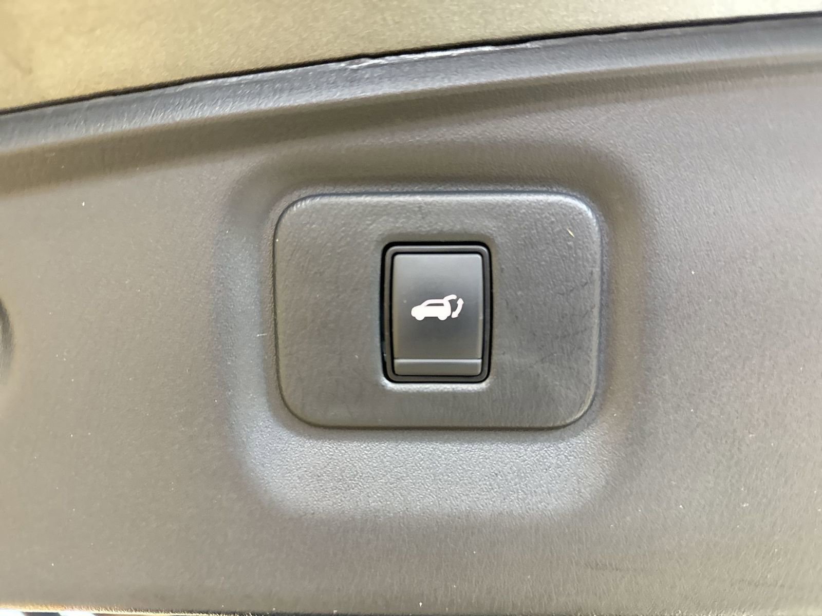 Used 2020 Nissan Pathfinder SL image 35