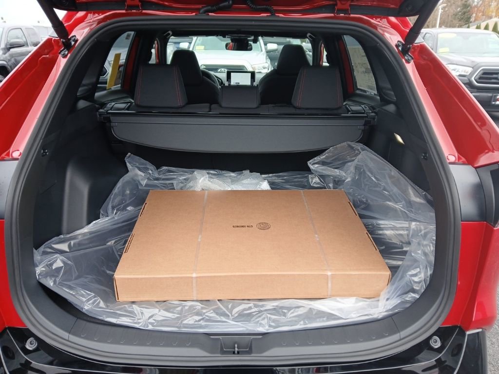 New 2025 Toyota RAV4 SE image 10
