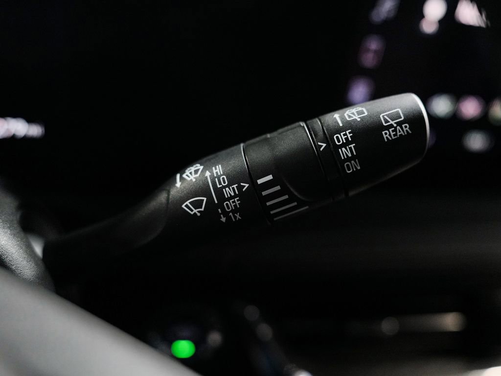 Used 2025 Buick Encore GX Sport Touring w/ Comfort Package FWD image 25