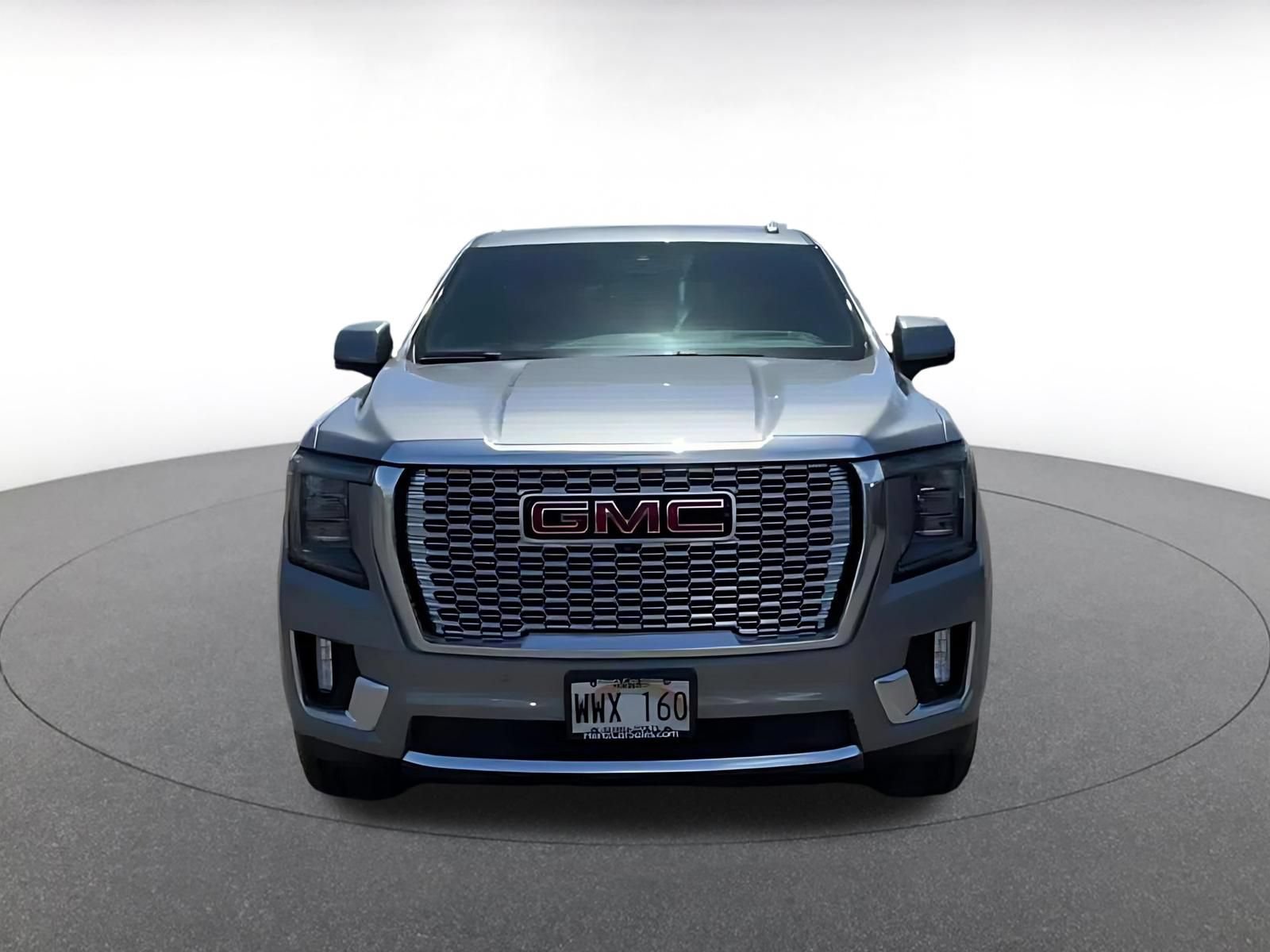 Used 2023 GMC Yukon Denali RWD image 4