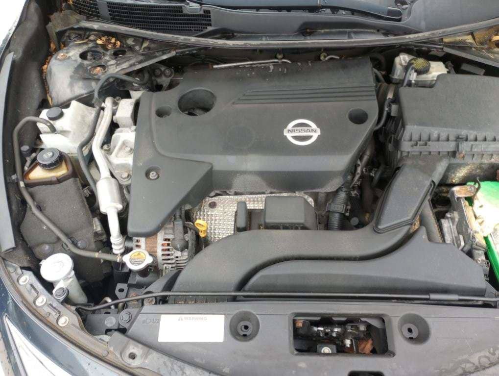Used 2014 Nissan Altima 2.5 SV FWD image 2
