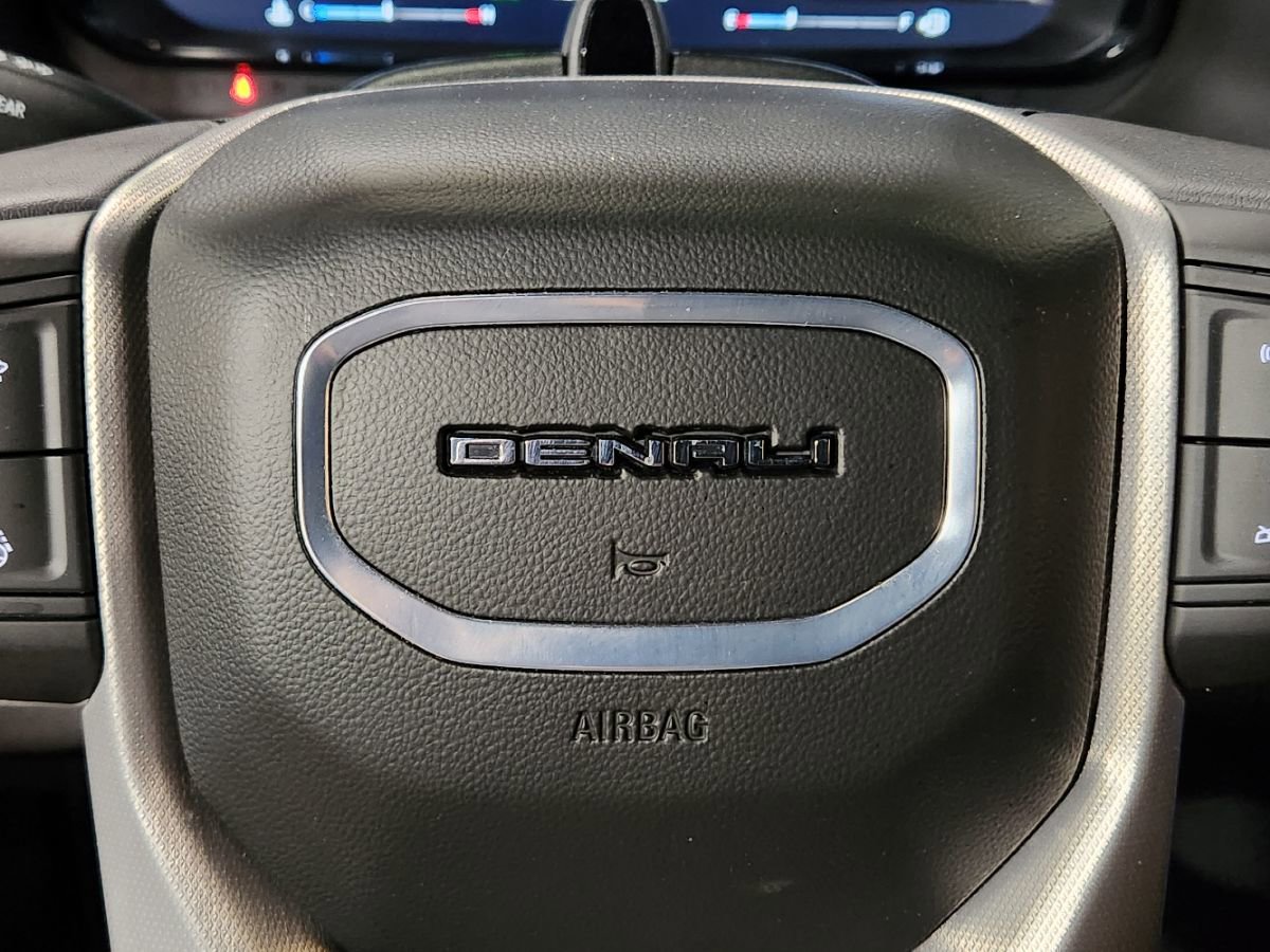 Used 2024 GMC Yukon Denali w/ Advanced Technology Package image 51