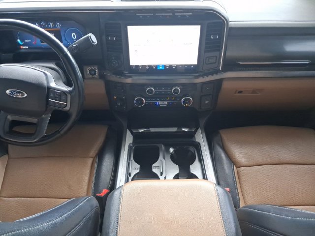 Used 2023 Ford F250 Lariat w/ Lariat Ultimate Package AWD/4WD image 25