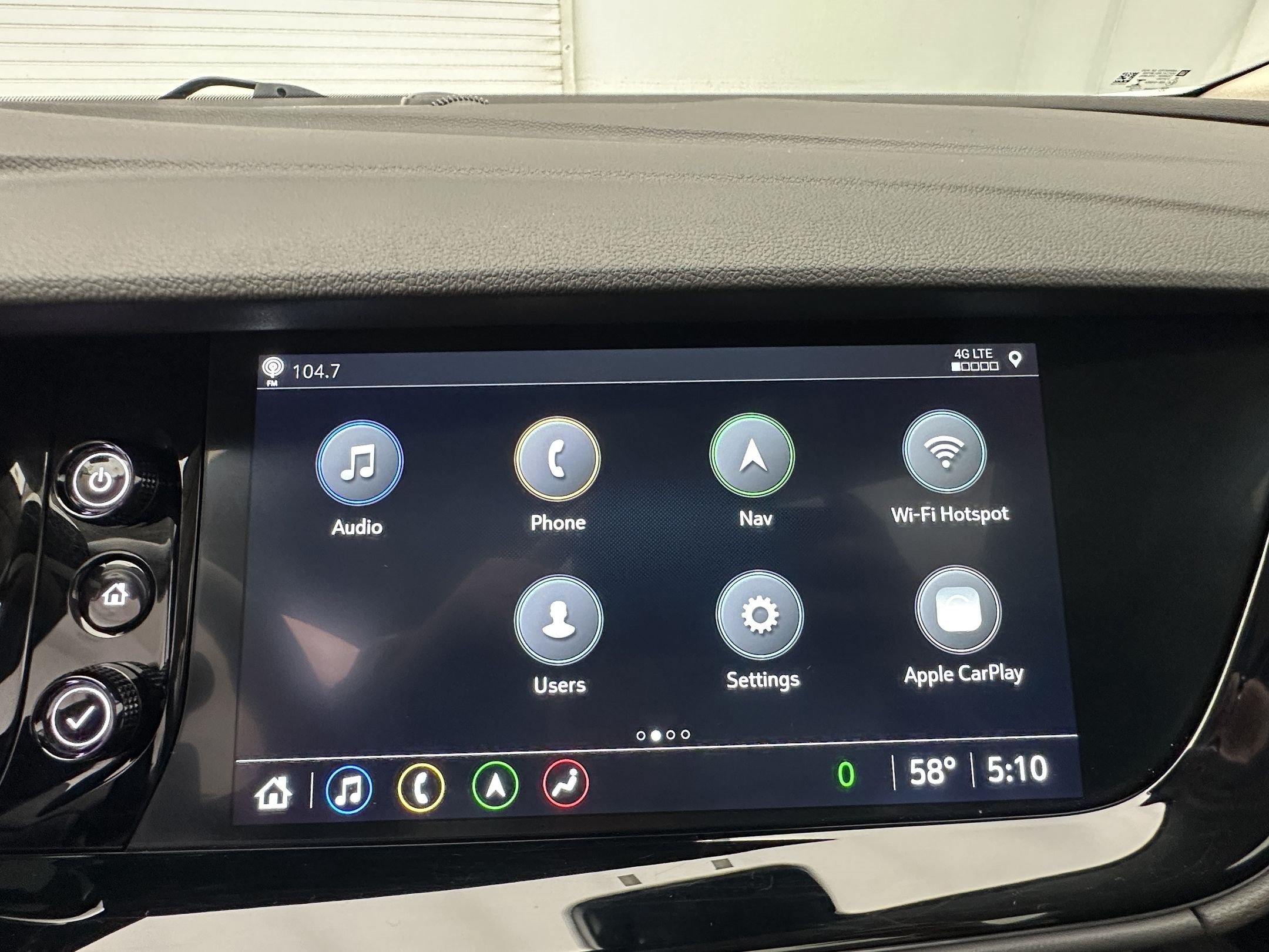 Certified 2022 Buick Envision Avenir w/ Safety Package AWD/4WD image 21