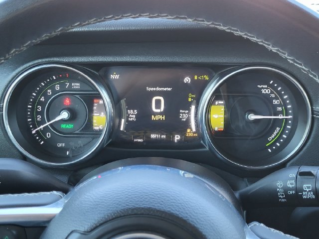 Used 2023 Jeep Wrangler Unlimited Sahara AWD/4WD image 17