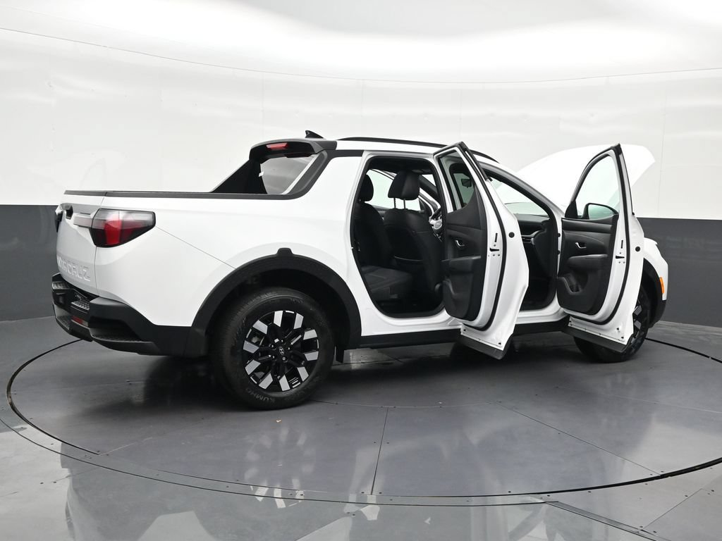 Used 2025 Hyundai Santa Cruz SEL FWD image 31