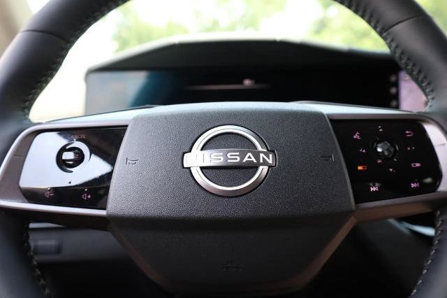 Used 2025 Nissan Murano SL AWD/4WD image 11