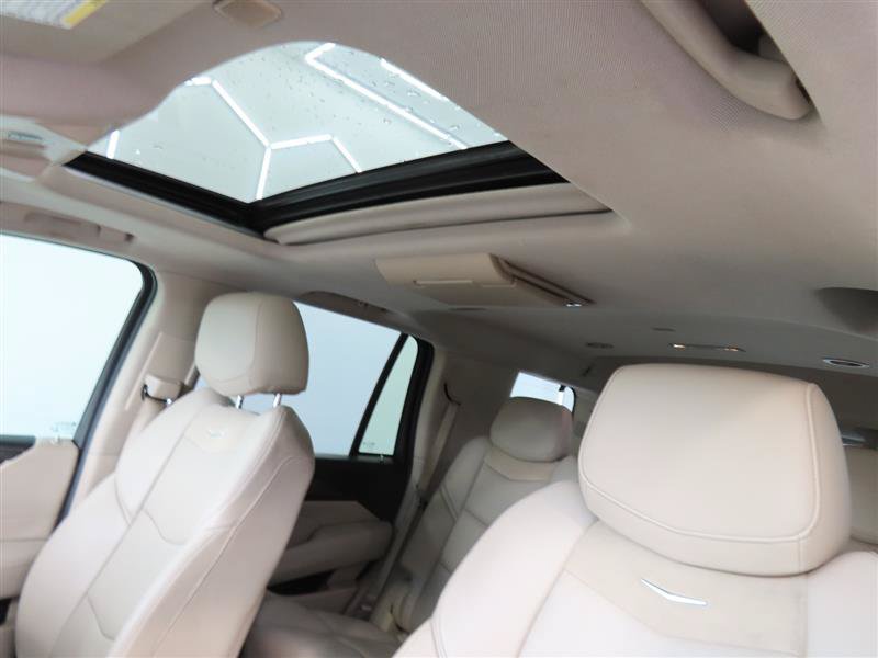 Used 2020 Cadillac Escalade Premium Luxury RWD image 20