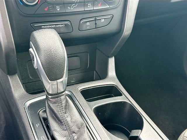 Used 2019 Ford Escape SE image 16