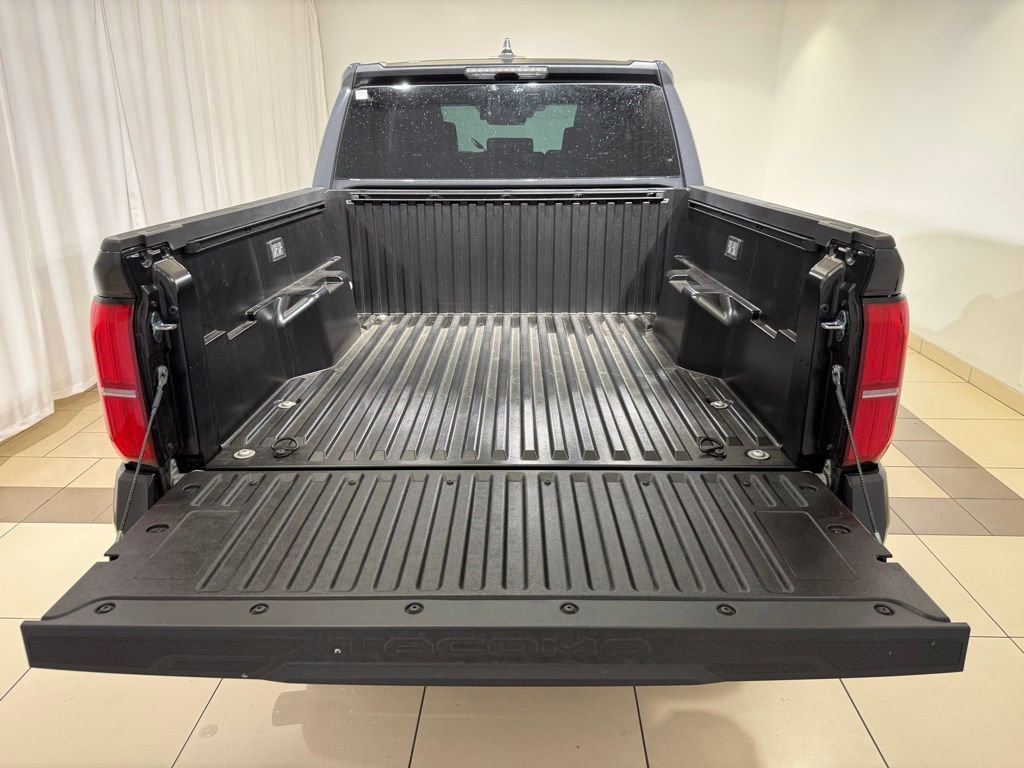 New 2026 Toyota Tacoma SR5 AWD/4WD image 7