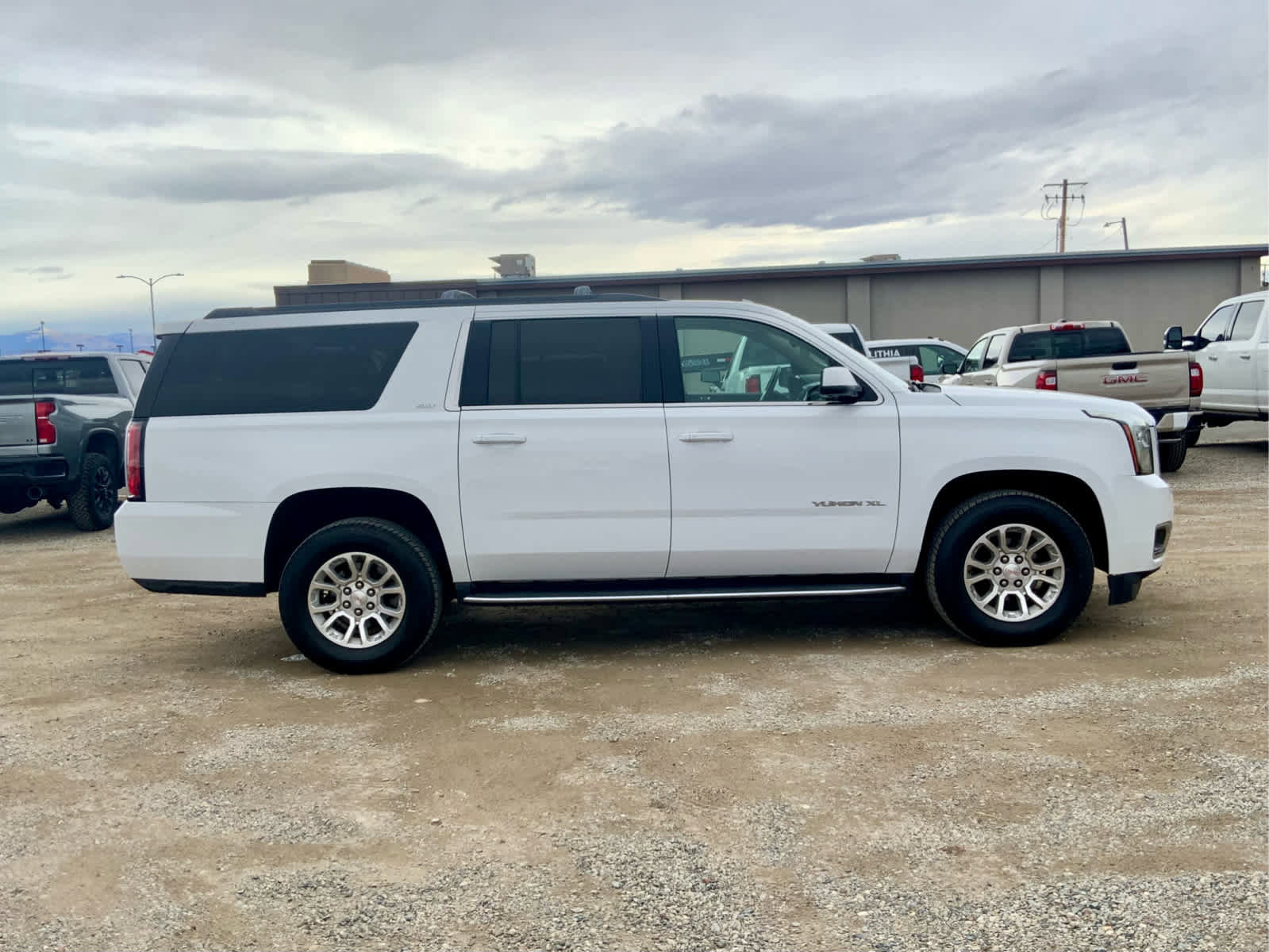 Used 2019 GMC Yukon XL SLT w/ Open Road Package image 6