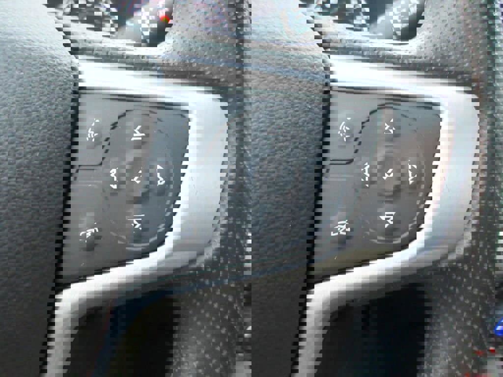 Used 2023 GMC Acadia SLE w/ Driver Convenience Package image 24