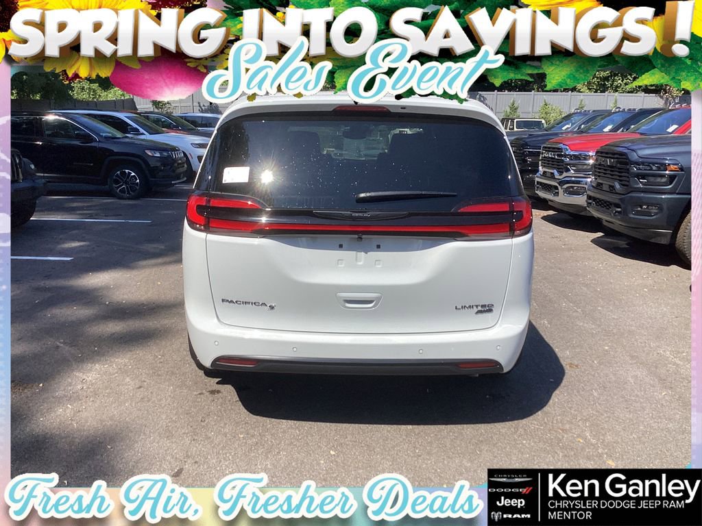 New 2026 Chrysler Pacifica Limited w/ Uconnect Theater Family Group image 7