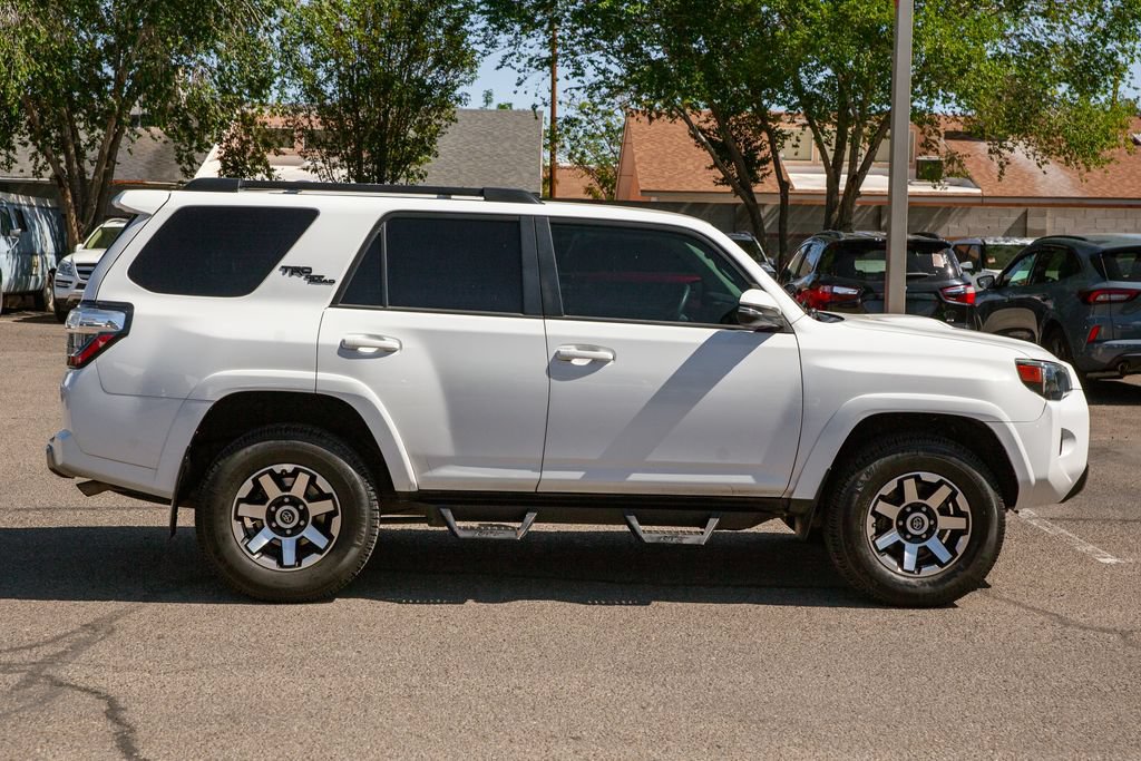 Used 2020 Toyota 4Runner TRD Off-Road Premium AWD/4WD image 3