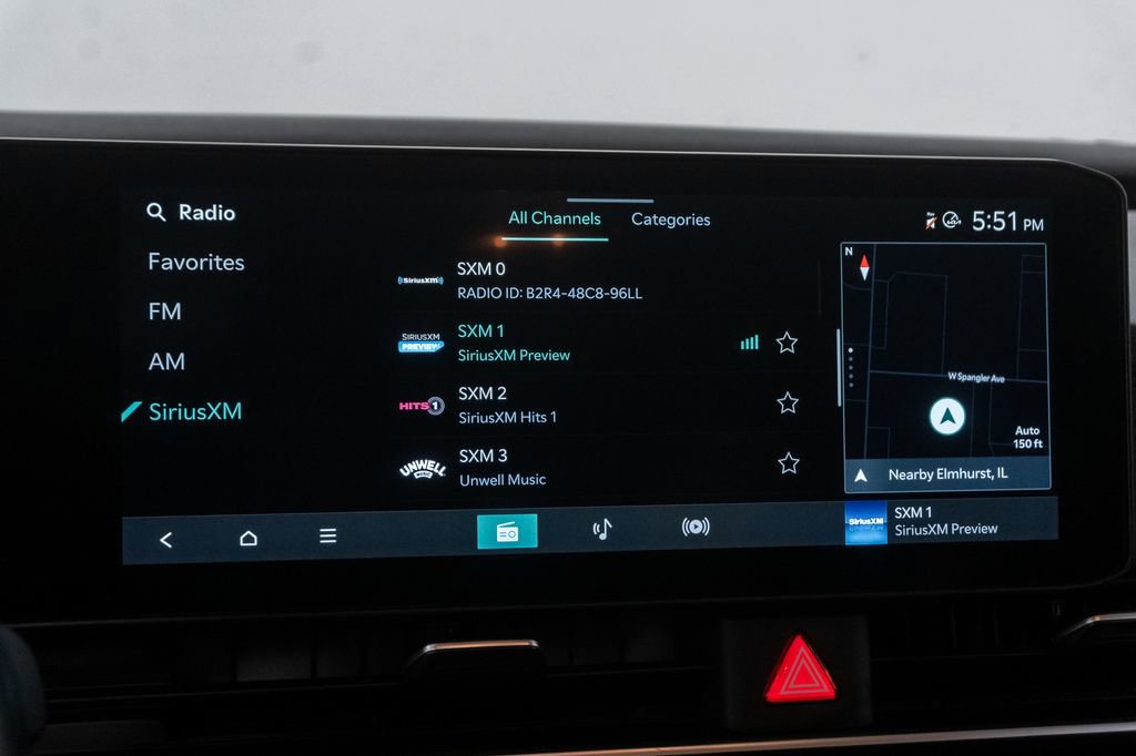 Used 2025 Kia Carnival FWD image 21