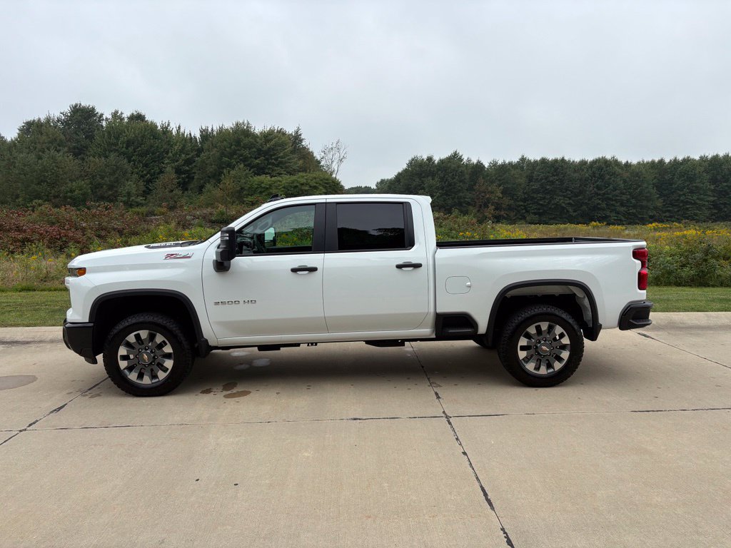 New 2026 Chevrolet Silverado 2500 Custom w/ Custom Value Package AWD/4WD image 6