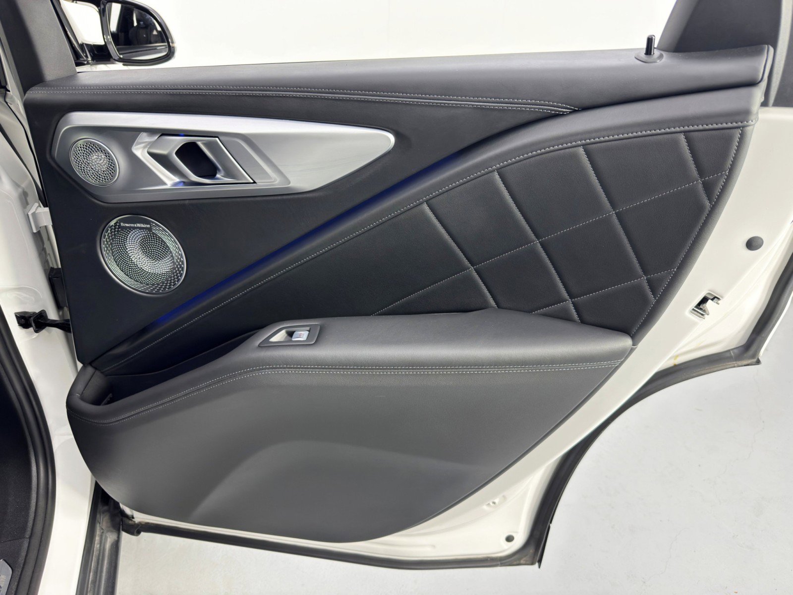 Used 2024 BMW XM AWD/4WD image 50