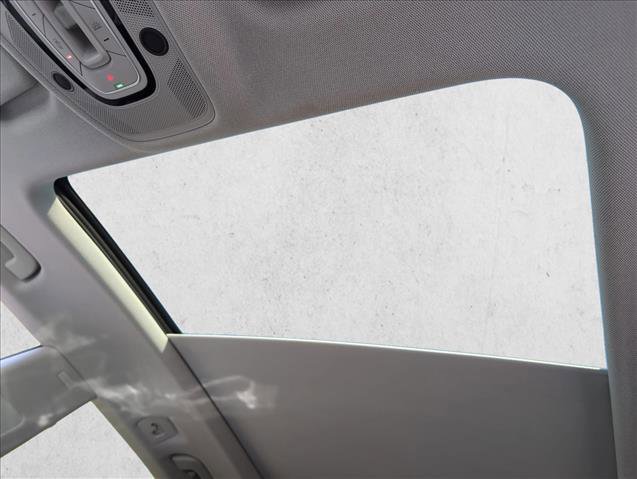 Used 2019 Audi Q8 Premium Plus w/ Premium Plus AWD/4WD image 17