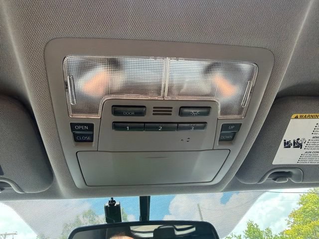 Used 2015 Toyota Highlander XLE AWD/4WD image 38